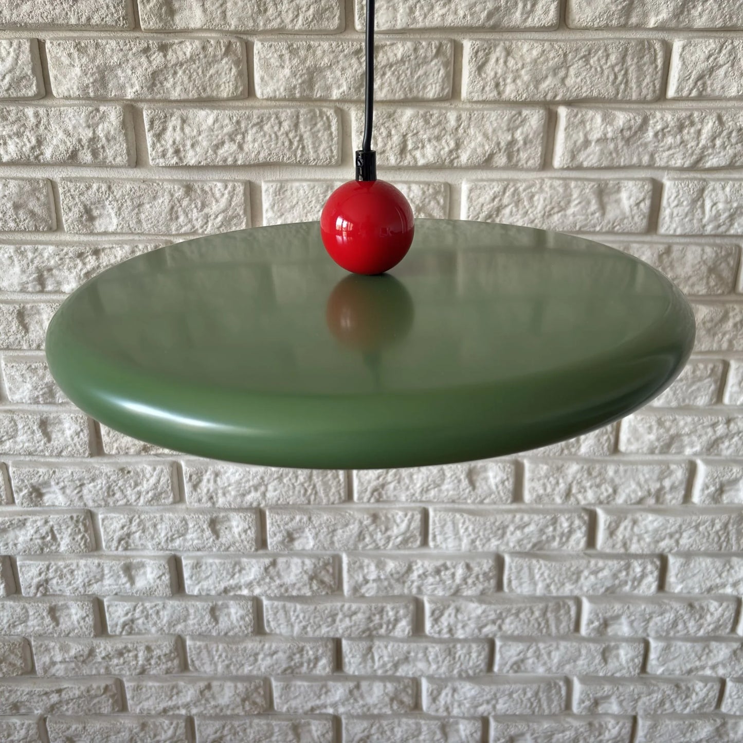 Lampa wisząca Cherry Pop – Zielono-czerwona