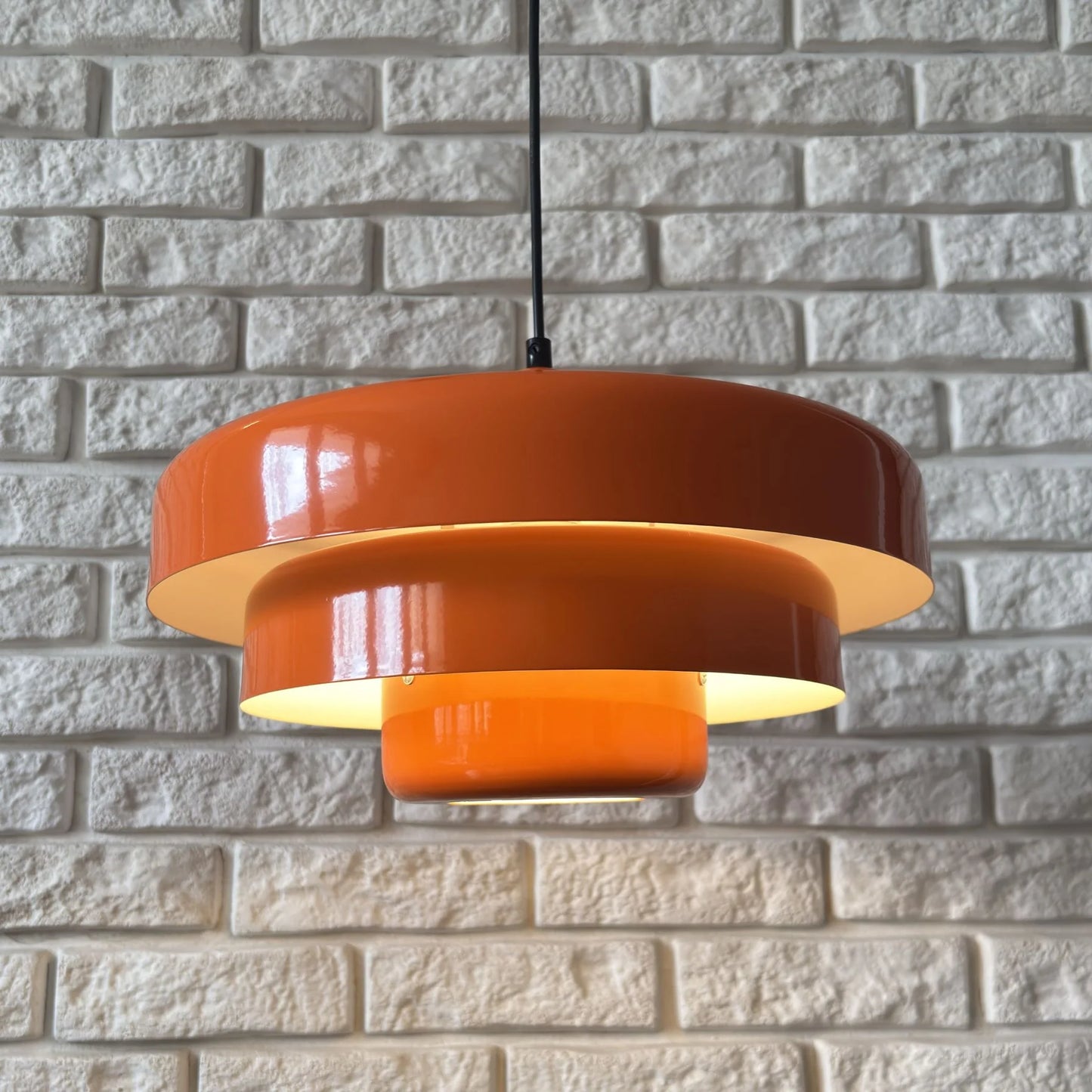 Lampa wisząca Vertigo – Pomarańczowa - Lumi-lab | Lampa wisząca loft industrial